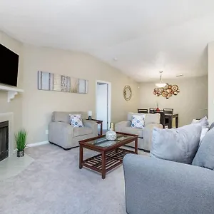 Apartment Charming With Wi-fi, Charlotte
